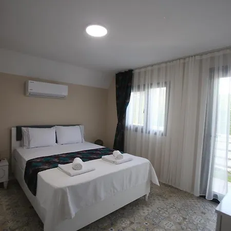 Villa Vega Villalari *